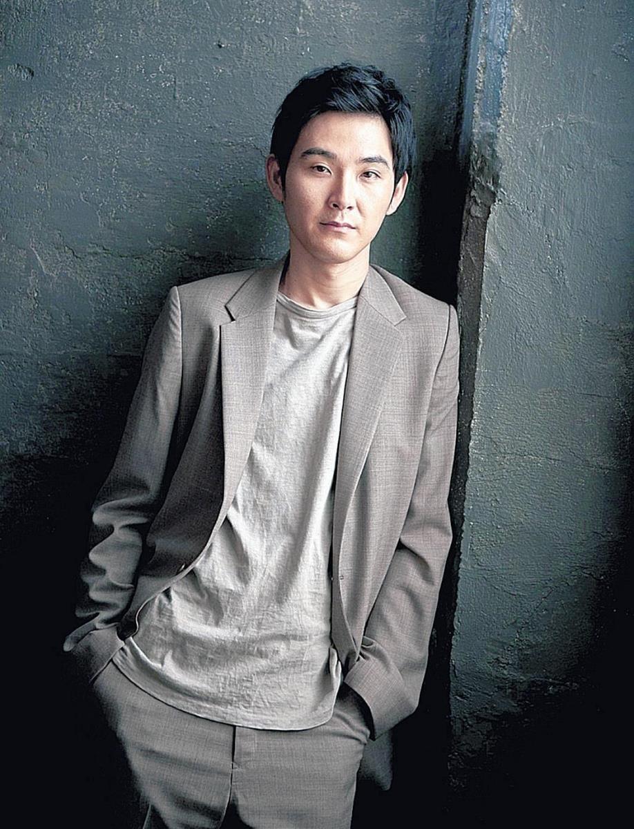 《扭曲的波纹》剧照第40张图片