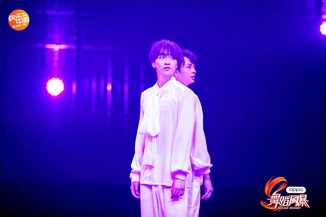 《舞蹈风暴》海报第54张图片