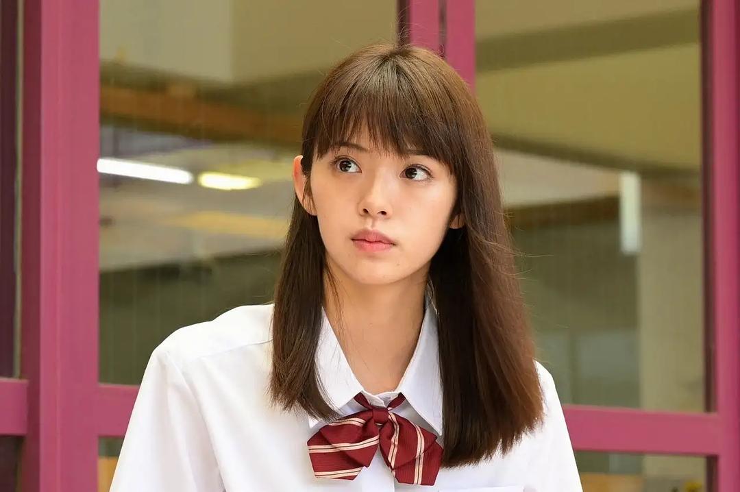 《四分钟的金盏菊》剧照