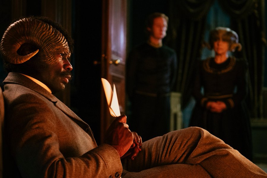 《狂欢命案第一季》剧照第26张图片