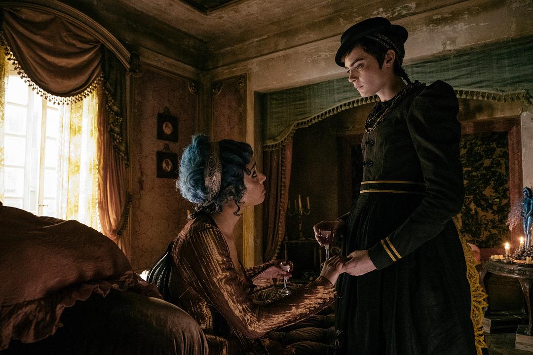 《狂欢命案第一季》剧照第18张图片