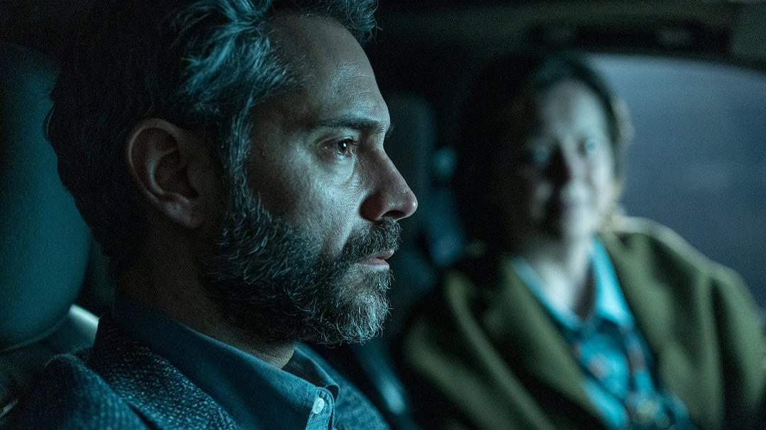 《绊脚石》剧照第18张图片