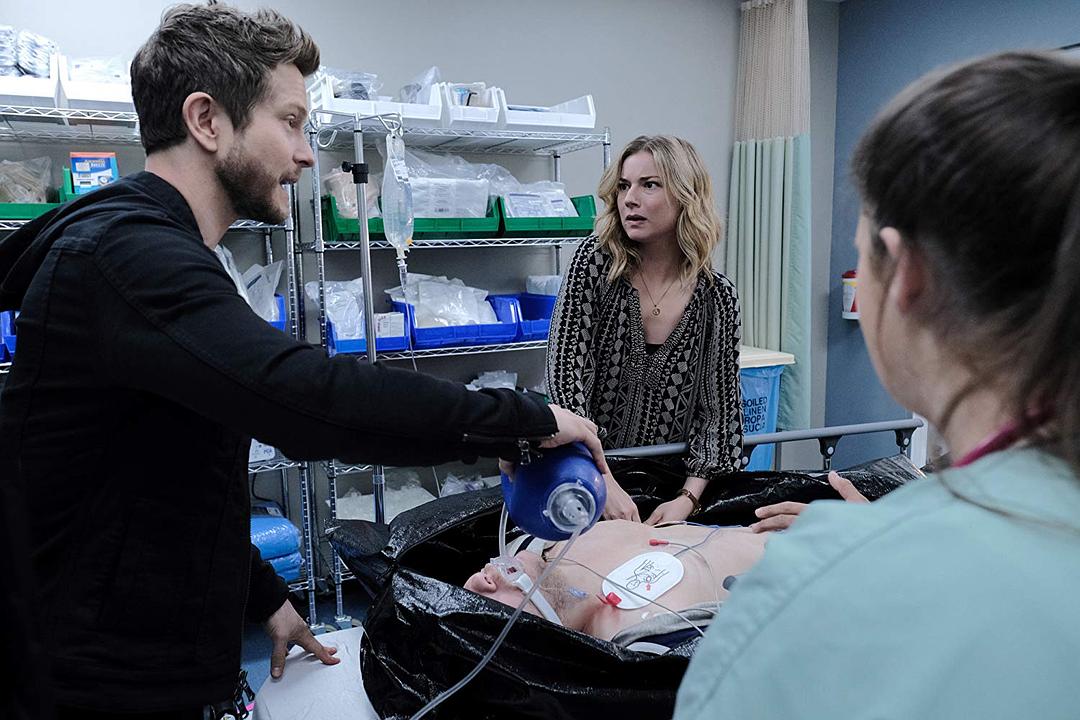 《驻院医生第三季》海报第18张图片