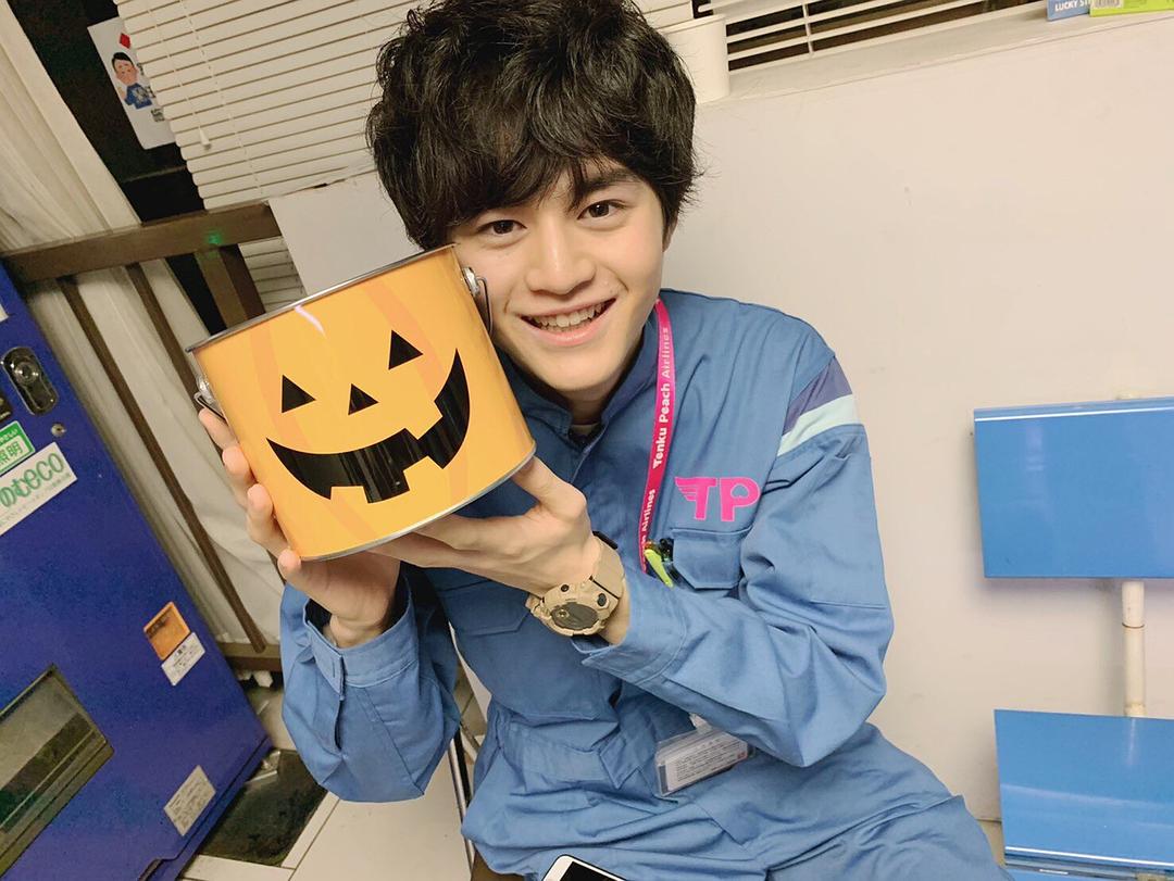 《大叔之爱第二季》海报第26张图片