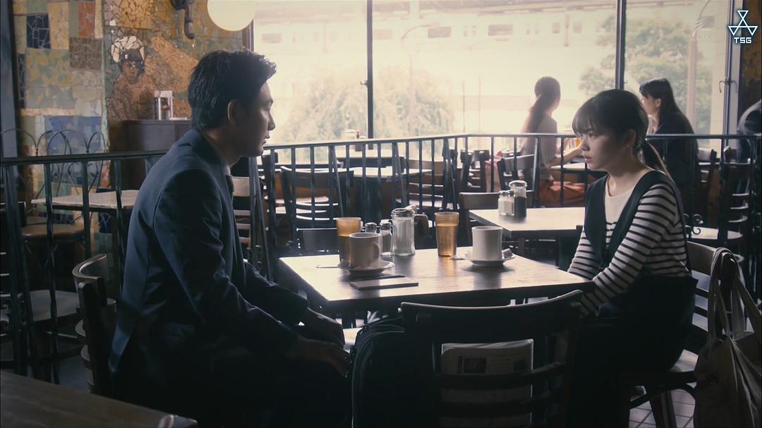 《扭曲的波纹》剧照第35张图片