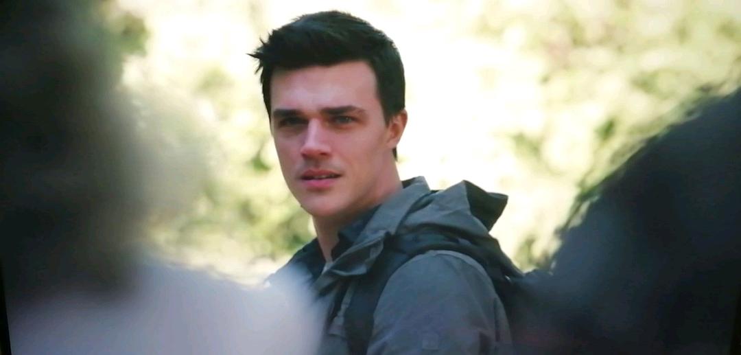 《美国恐怖故事：1984第九季》剧照