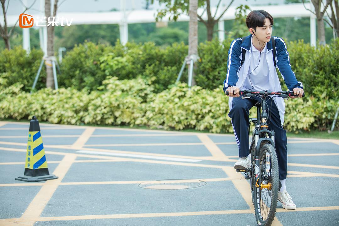 《初恋那件小事》剧照第28张图片