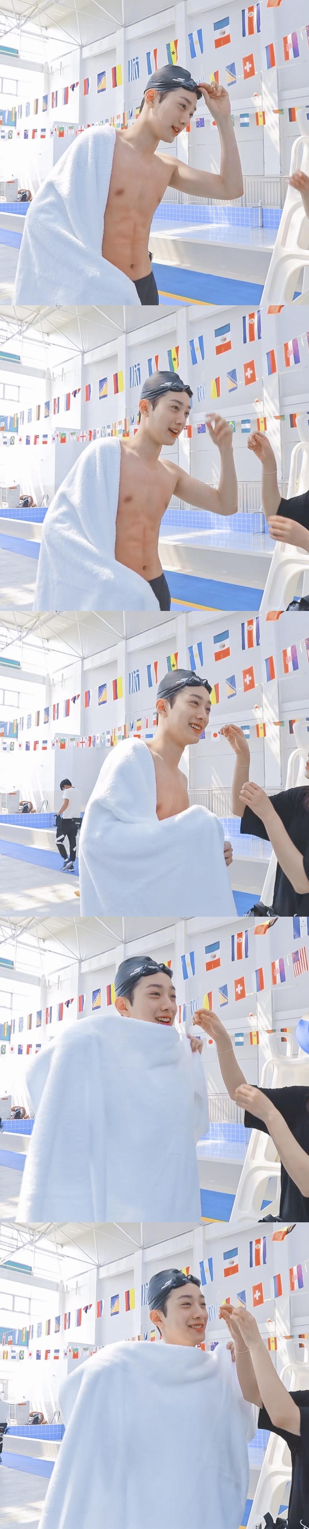 《初恋那件小事》剧照第60张图片