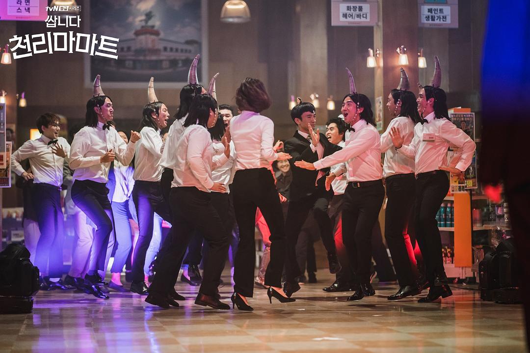 《很便宜，千里马超市》剧照第39张图片