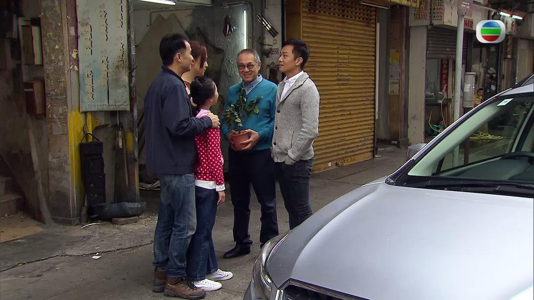 《我们的天空》海报