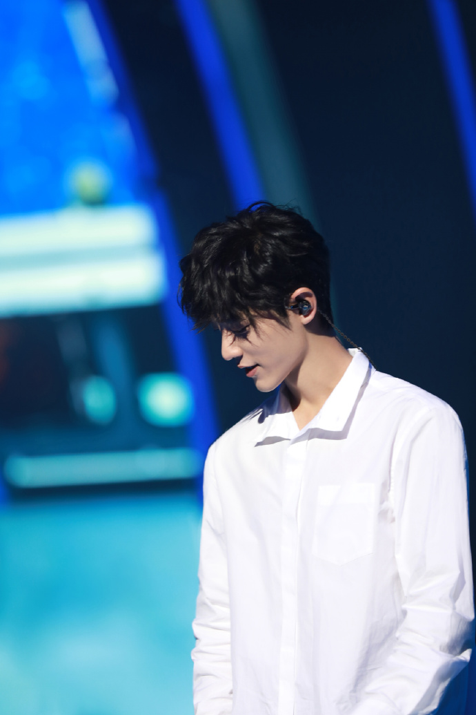 《我们的歌》剧照第20张图片