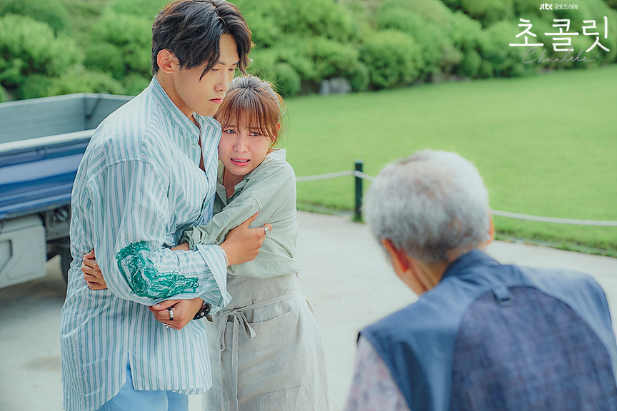 《巧克力》剧照第30张图片