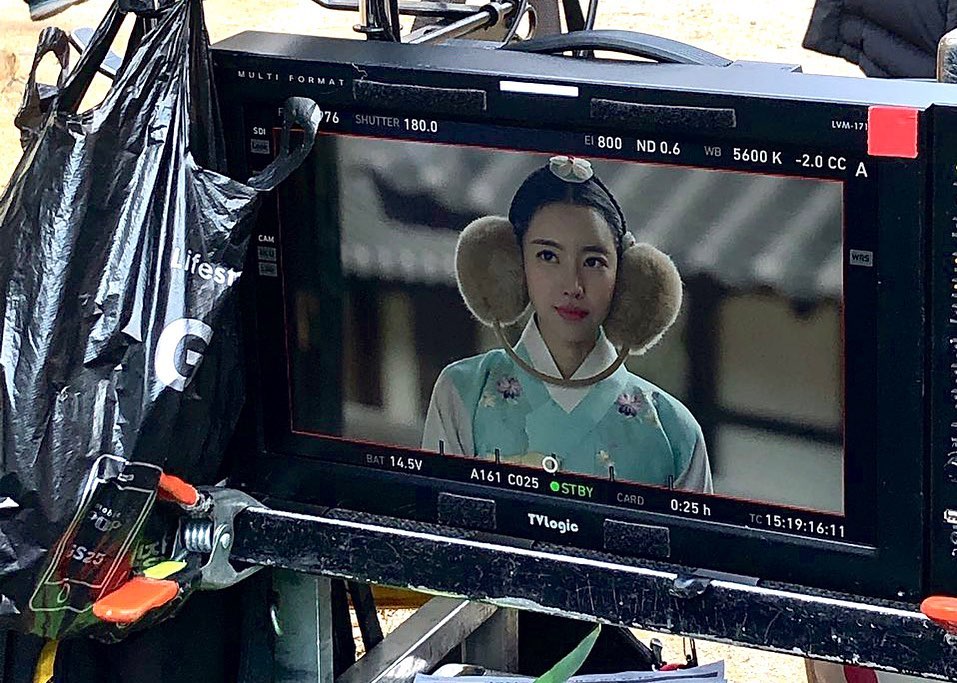 《抉择:女人们的战争》剧照