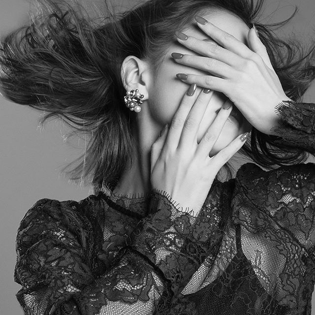 《别被月亮与狼酱所欺骗》剧照第32张图片