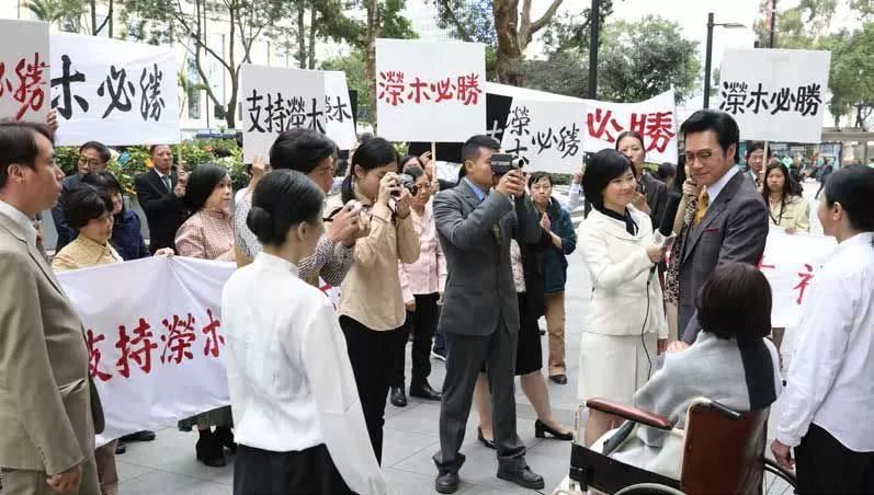 《黄金有罪》剧照第28张图片