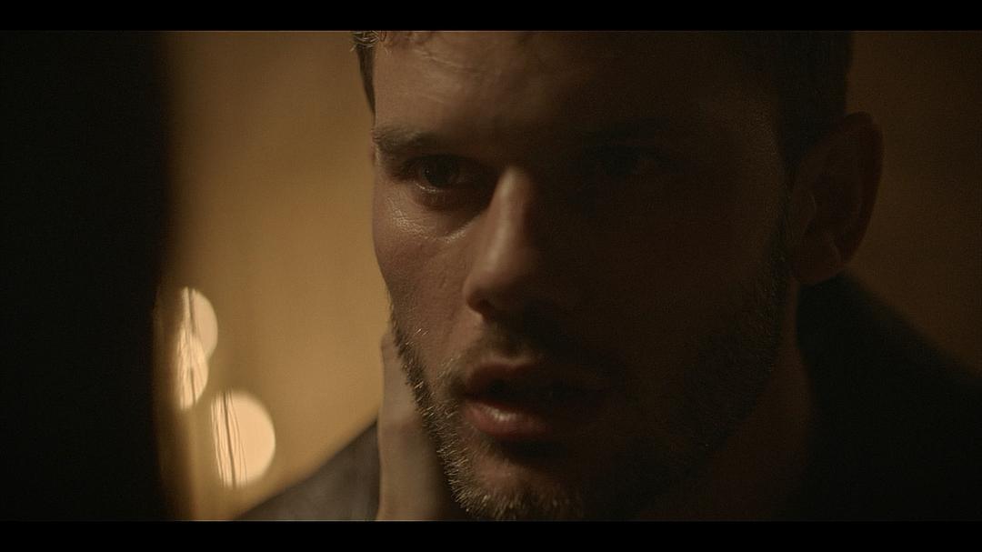 《绊脚石》剧照第39张图片