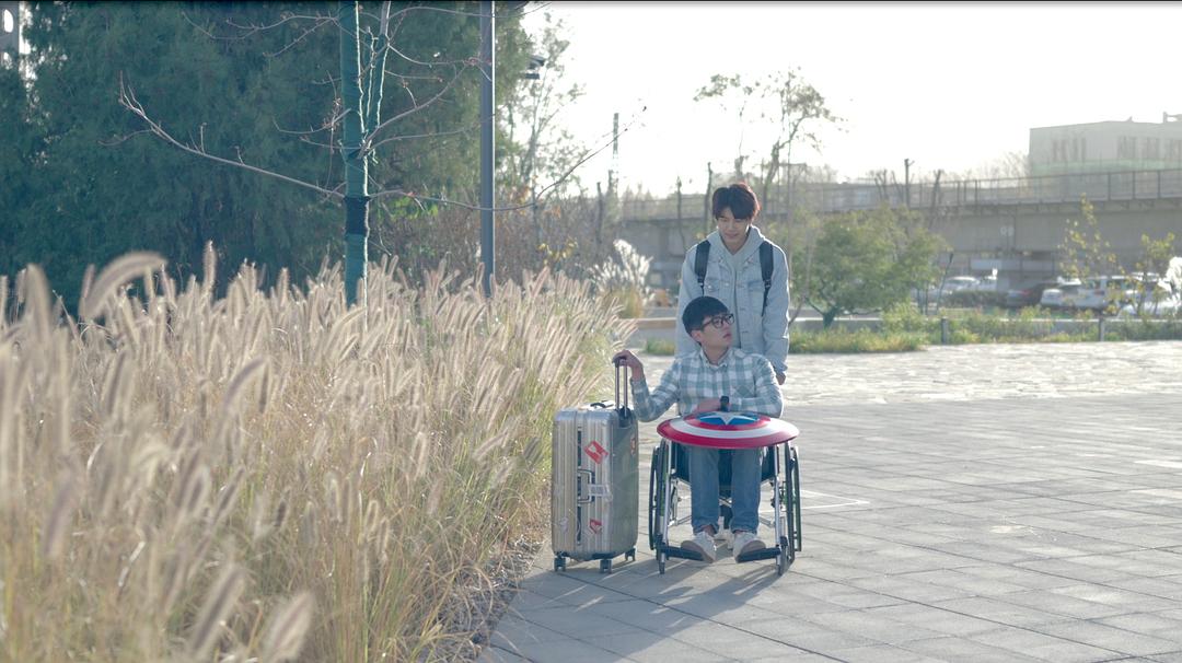 《我们才不是兄弟呢》海报第11张图片