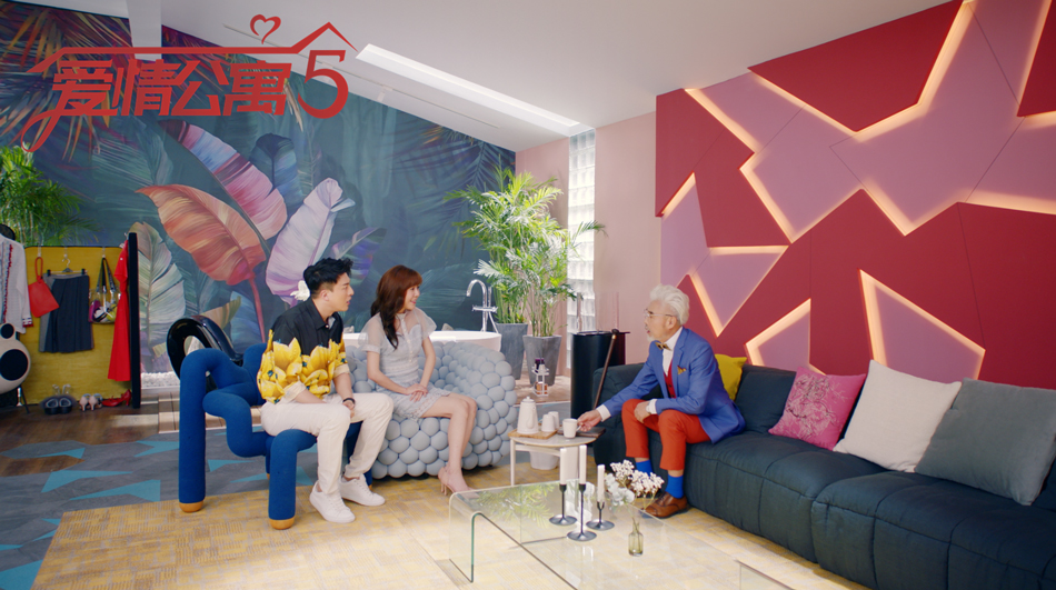 吕子乔、陈美嘉见假校...