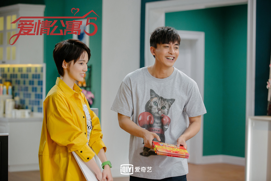 12张伟、诸葛大力“...