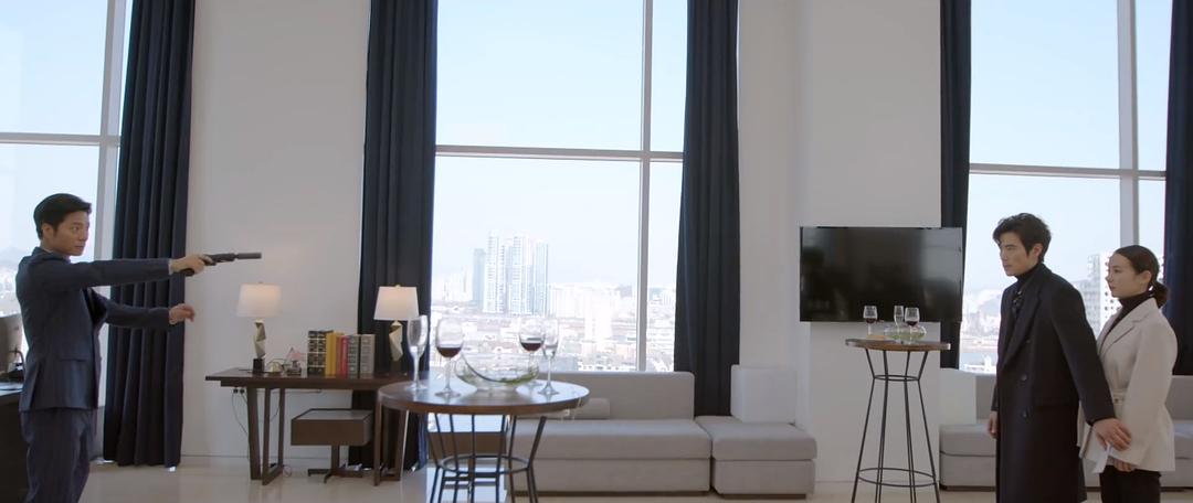 《99亿的女人》剧照第13张图片