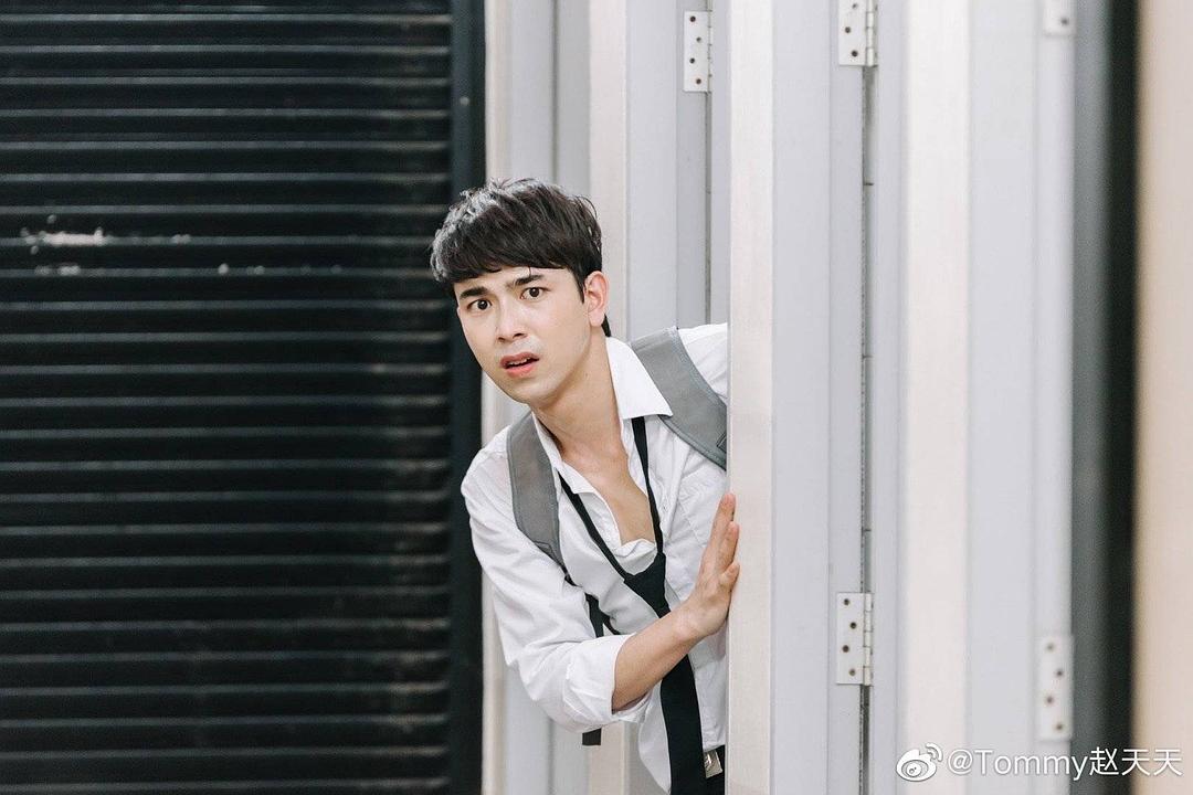 《偏偏爱上你》剧照第43张图片