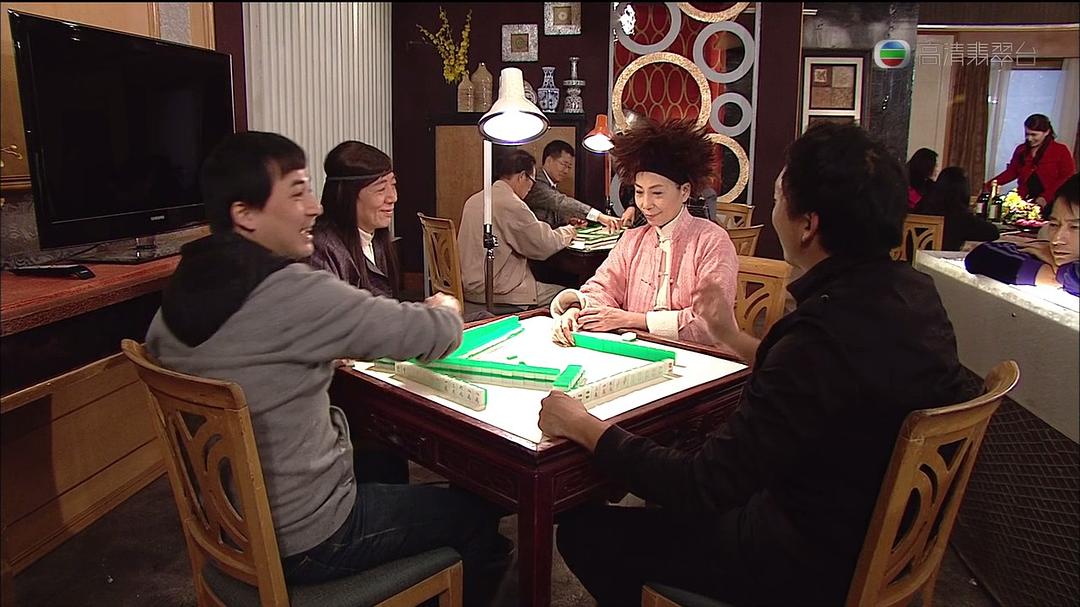 《依家有喜》海报