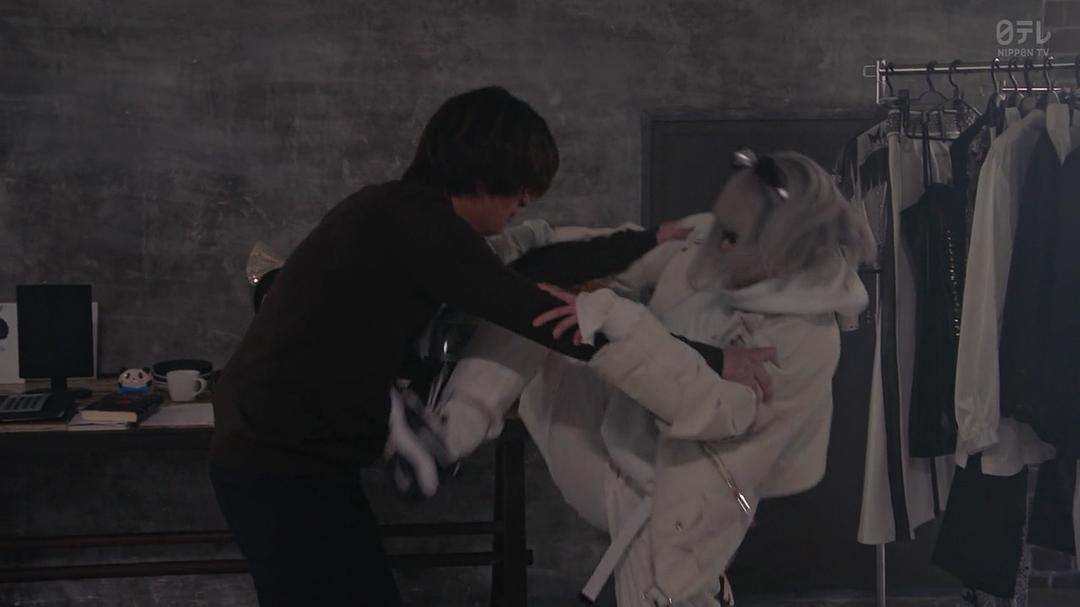 《在不白不黑的世界里，熊猫笑了》剧照第60张图片