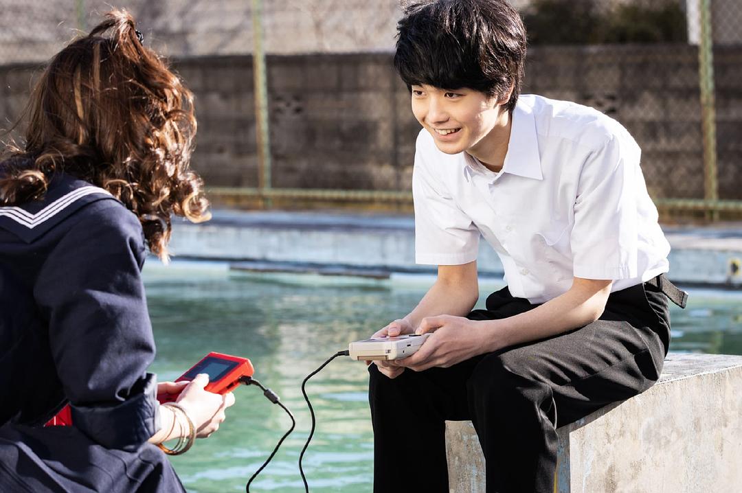 《只在想死的夜晚》海报第17张图片