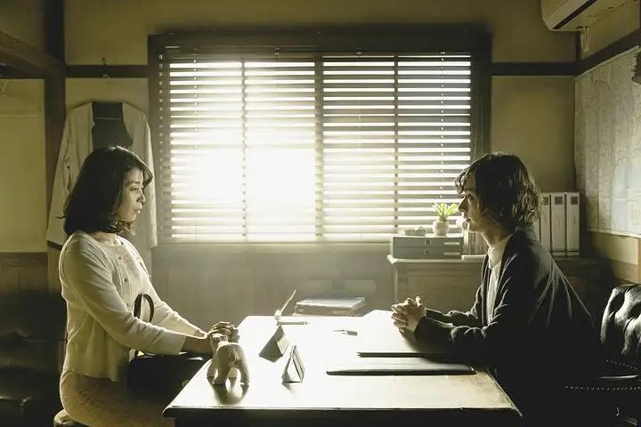 《叶村晶：世界上最不幸的侦探》剧照第16张图片