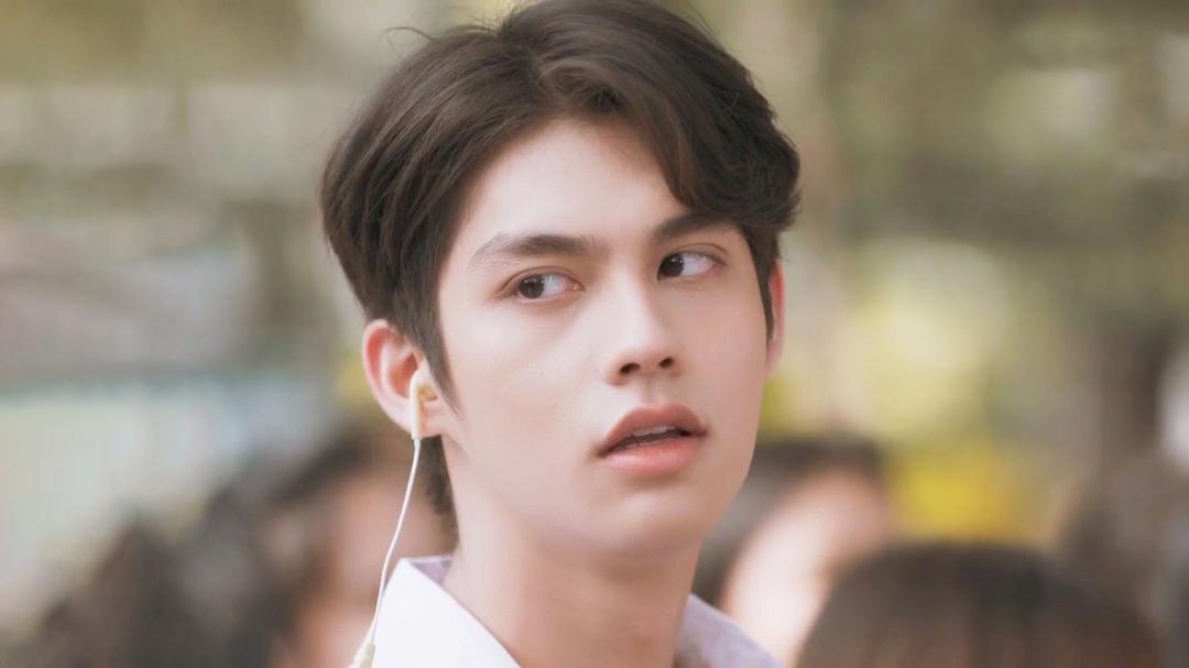 《假偶天成》海报第27张图片