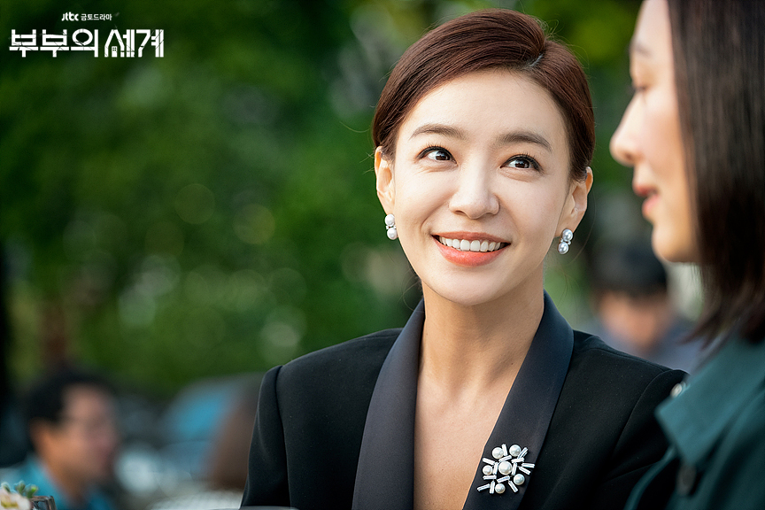 《夫妻的世界》剧照第22张图片