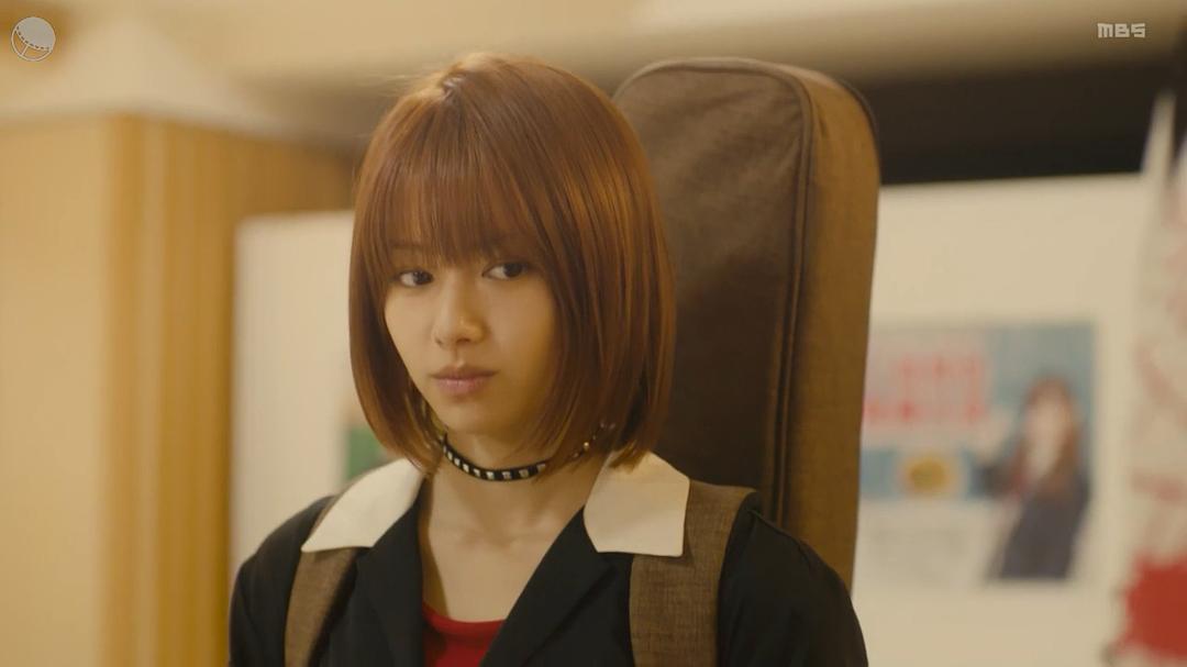 《只在想死的夜晚》海报第53张图片