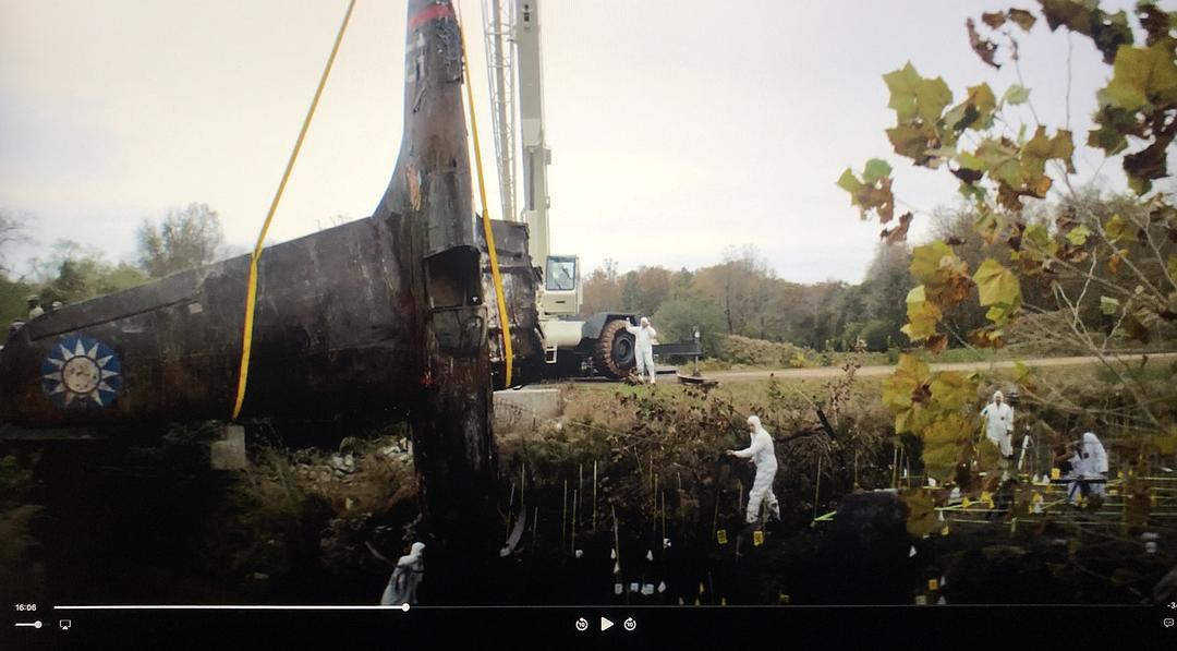 《惊异传奇》剧照第32张图片