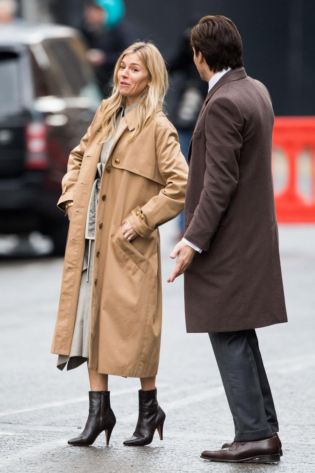 《剖析丑闻》剧照第48张图片