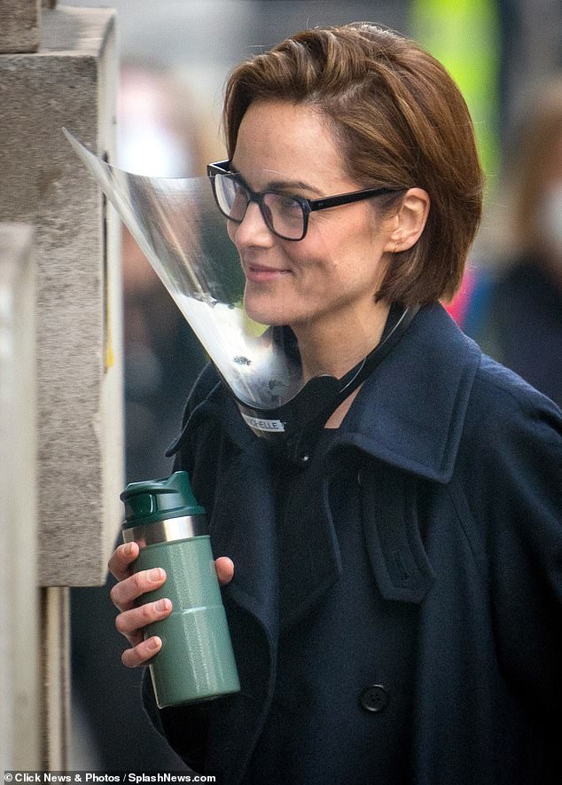 《剖析丑闻》剧照第29张图片