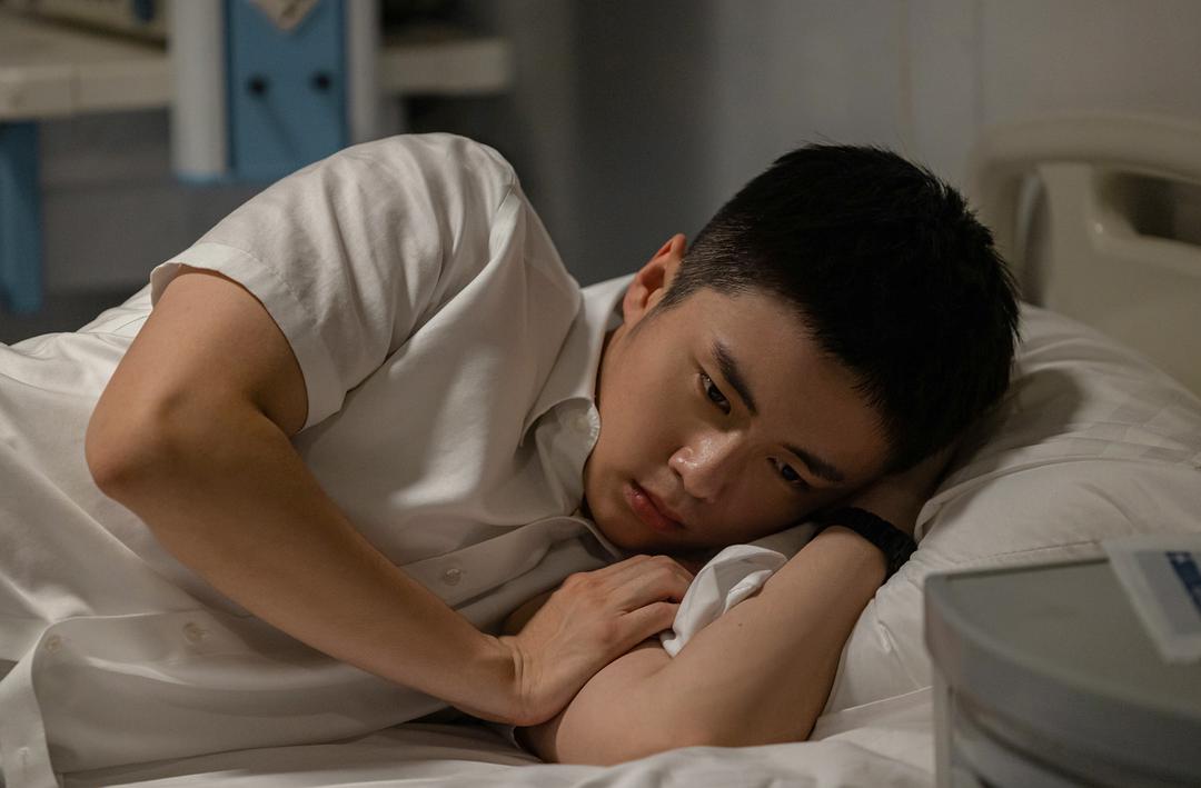 《没有工作的一年》剧照第11张图片