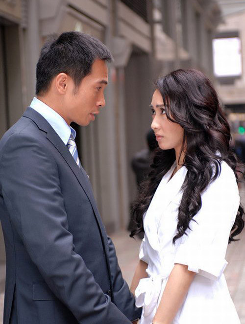 《珠光宝气》剧照