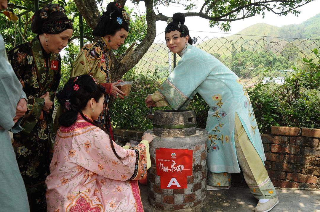 《巾帼枭雄》剧照第48张图片