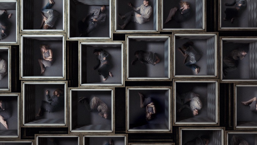 《爱丽丝》剧照第35张图片