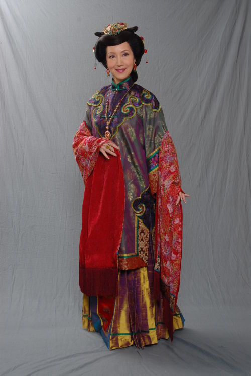 《巾帼枭雄》剧照第41张图片