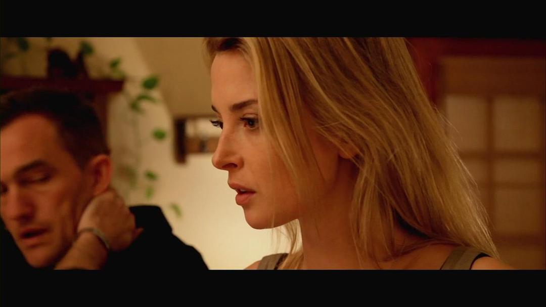 《彗星来的那一夜》剧照第42张图片 《彗星来的那一夜》剧照第42张图片