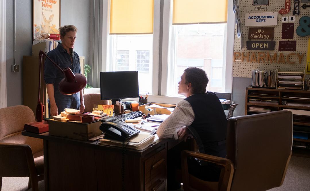 《三块广告牌》剧照第23张图片 《三块广告牌》剧照第23张图片