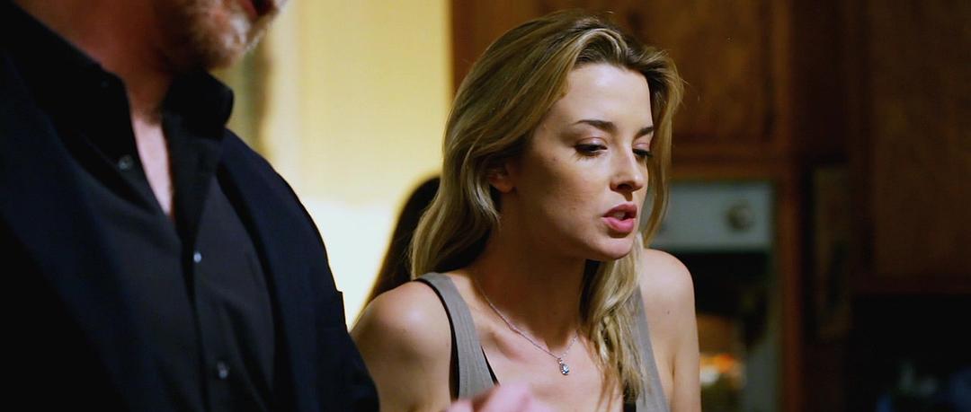 《彗星来的那一夜》剧照第47张图片 《彗星来的那一夜》剧照第47张图片