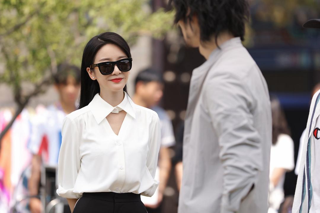 《楼下女友请签收》海报第17张图片 《楼下女友请签收》海报第17张图片